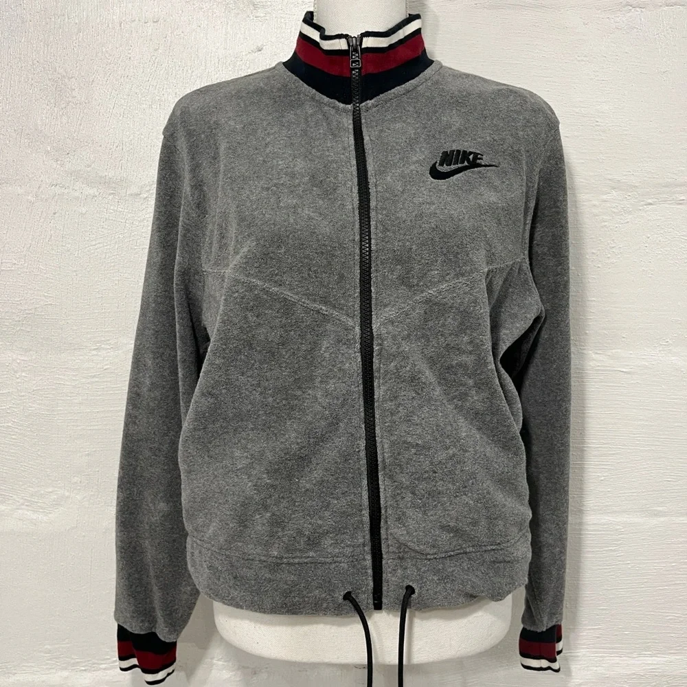 NIKE WOMENS ZIP JACKET (a504)